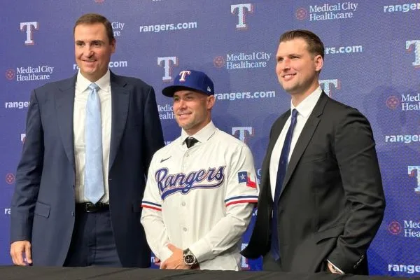 遊騎兵總教練Skip Schumaker(photo:MLB)/金享娛樂城
